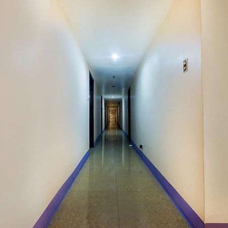 فندق Cote D' Azure Las Piñas المظهر الخارجي الصورة