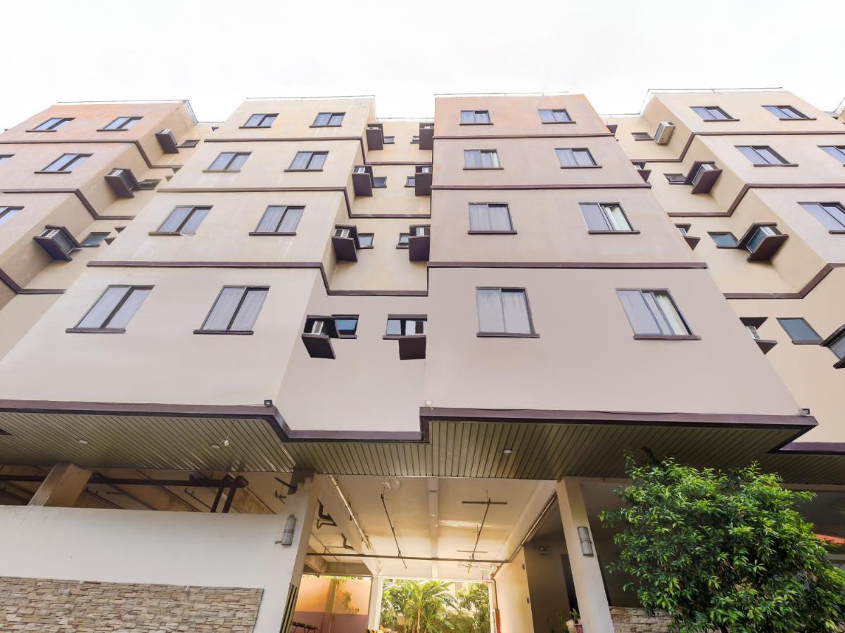 فندق Cote D' Azure Las Piñas المظهر الخارجي الصورة