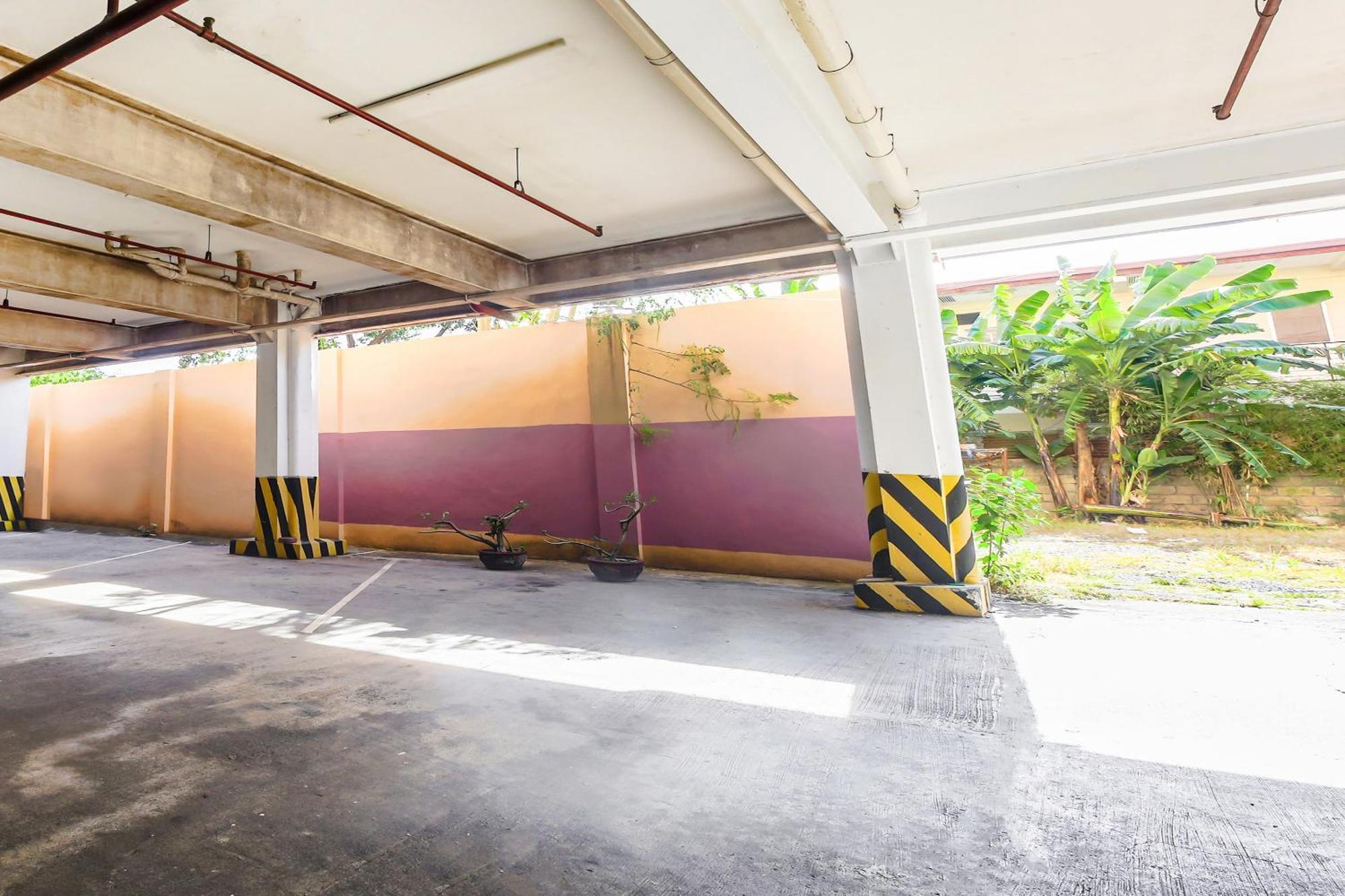 فندق Cote D' Azure Las Piñas المظهر الخارجي الصورة